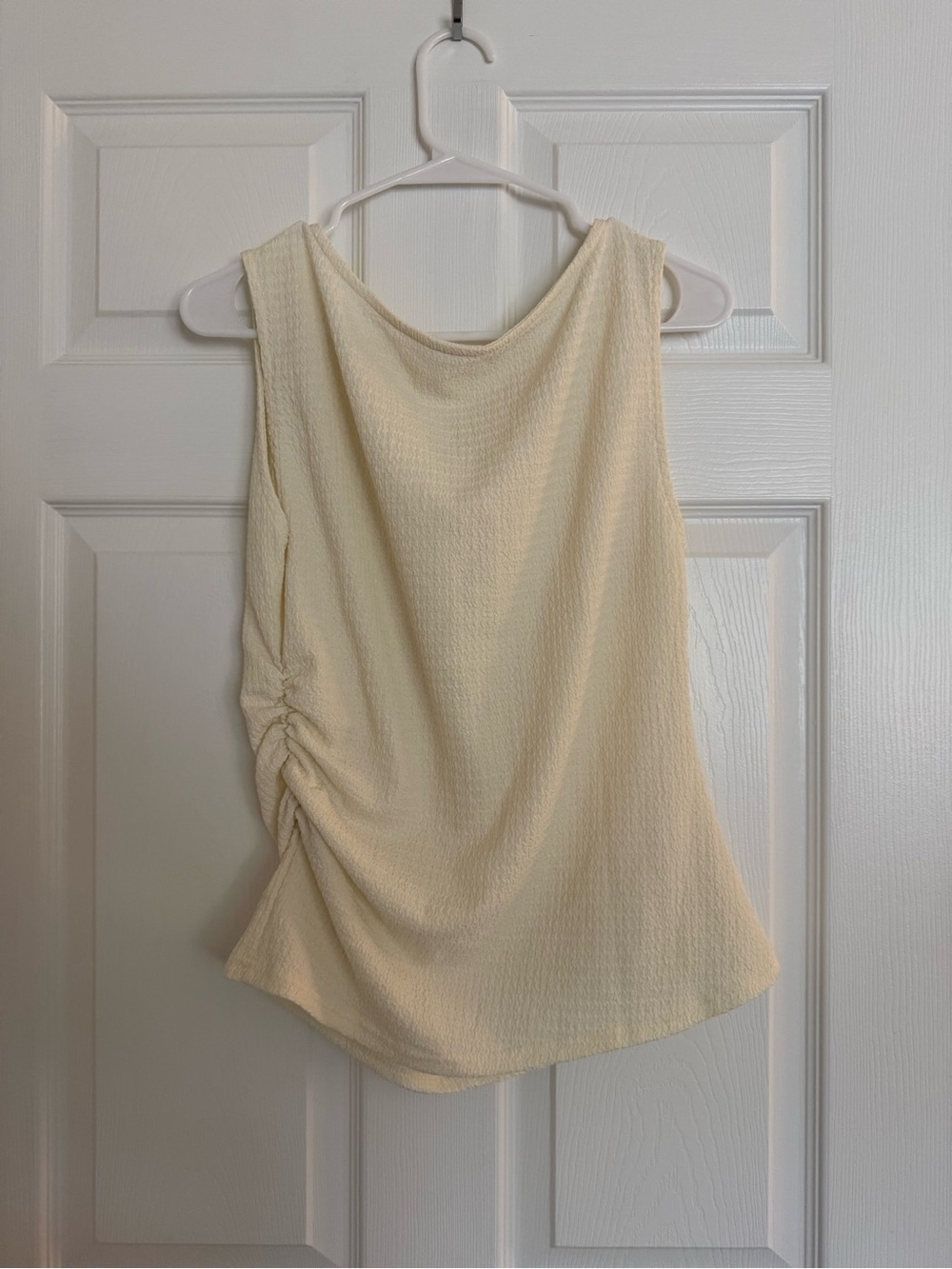 SHEIN Cream Textured Sleeveless Tank with Side Ruching